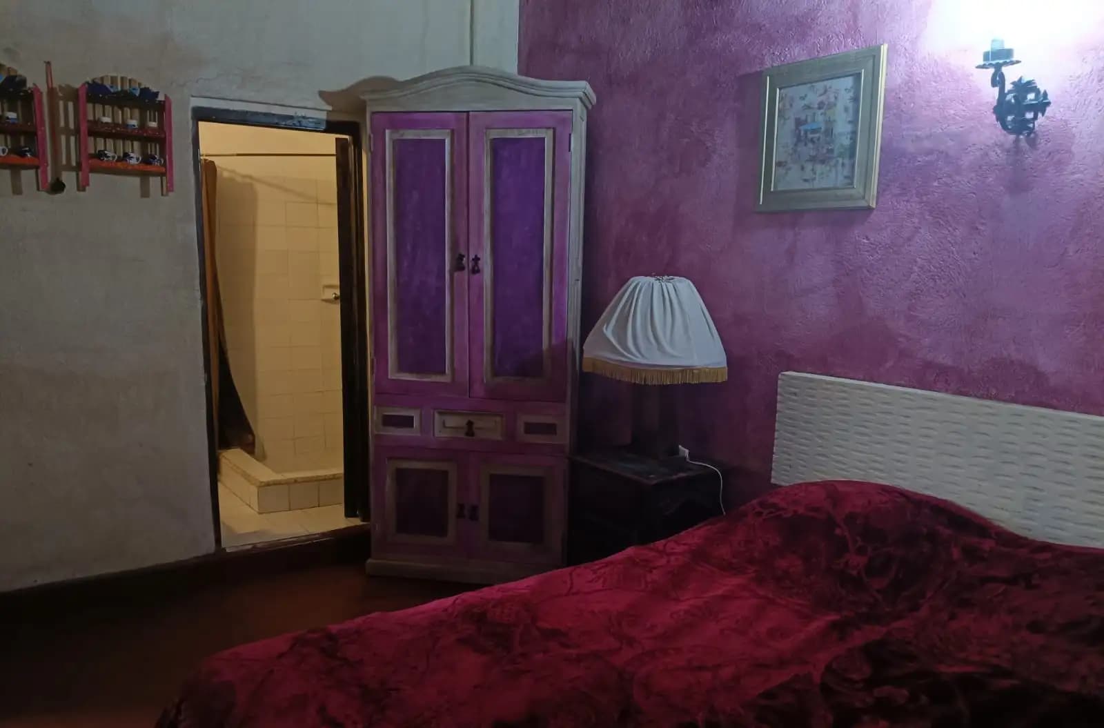 /img/rooms/r2-1.webp