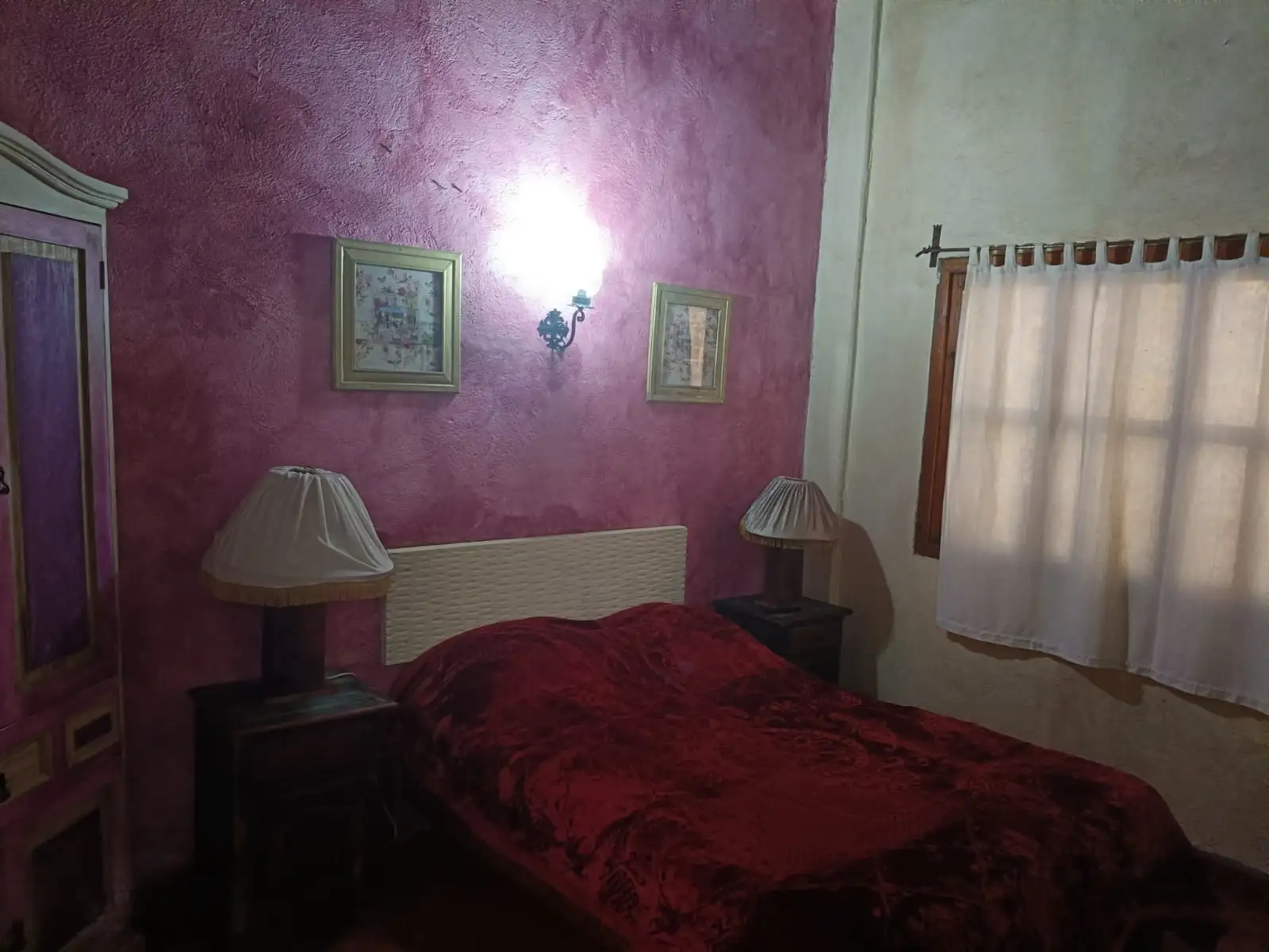 /img/rooms/r2-2.webp